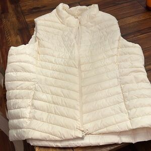 EUC Old Navy Puffer Vest